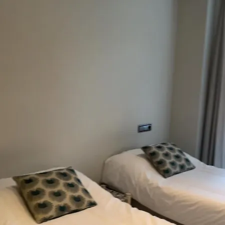 Apartment Three Bedroom Puerto Banus Marbella